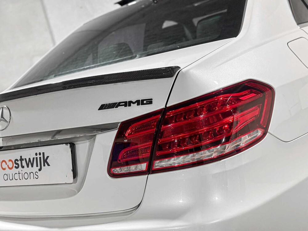 Mercedes-Benz E63 AMG 5.5 V8 557pk 2015 E-klasse, HZJ-36-D