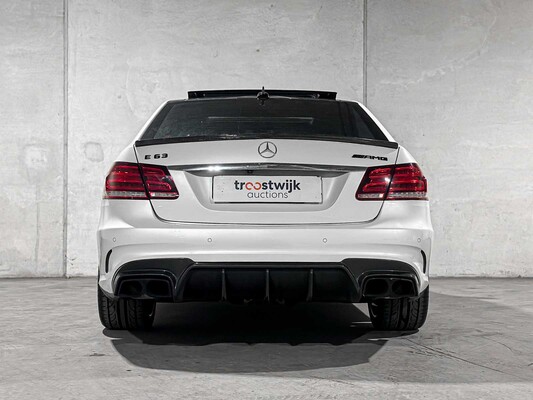 Mercedes-Benz E63 AMG 5.5 V8 557pk 2015 E-klasse, HZJ-36-D
