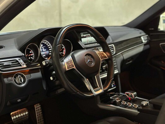 Mercedes-Benz E63 AMG 5.5 V8 557pk 2015 E-klasse, HZJ-36-D