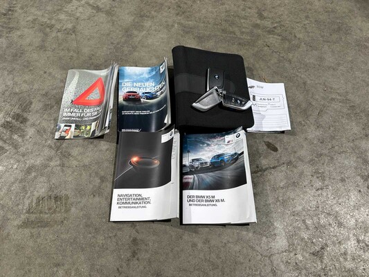 BMW X5M 4.4 V8 575pk 2016 F85 M-Sport, JLN-94-T