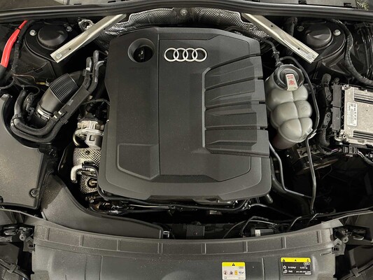 Audi A5 2.0 Coupe 40 TDI 163pk 2021, T-690-RG