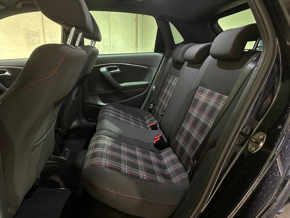 Volkswagen Polo GTI 1.8 TSI 192pk 2016, XX-267-T