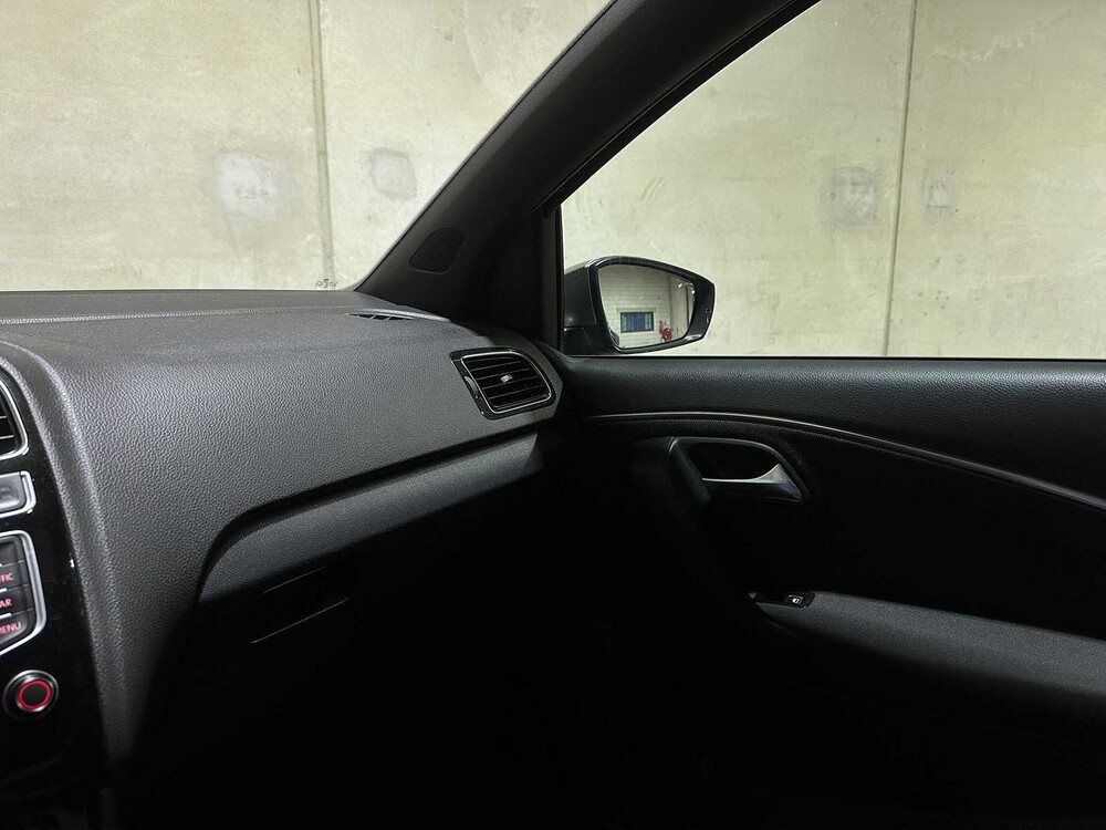 Volkswagen Polo GTI 1.8 TSI 192pk 2016, XX-267-T