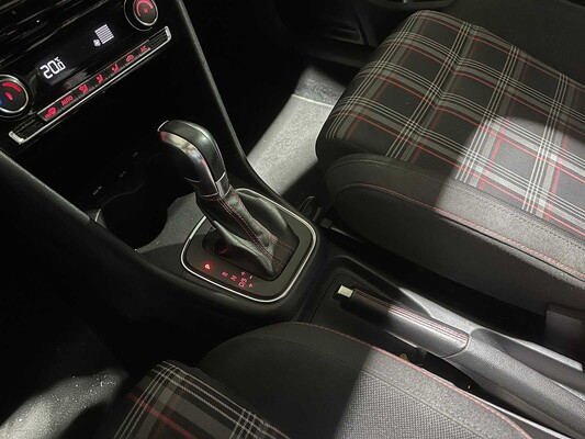 Volkswagen Polo GTI 1.8 TSI 192pk 2016, XX-267-T