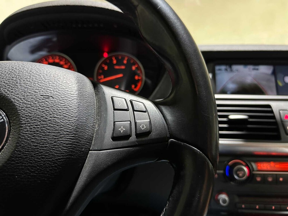 BMW X5 xDrive48i 4,8 V8 High Executive 355 PS 2007 (Original-NL), 14-XV-XN Youngtimer