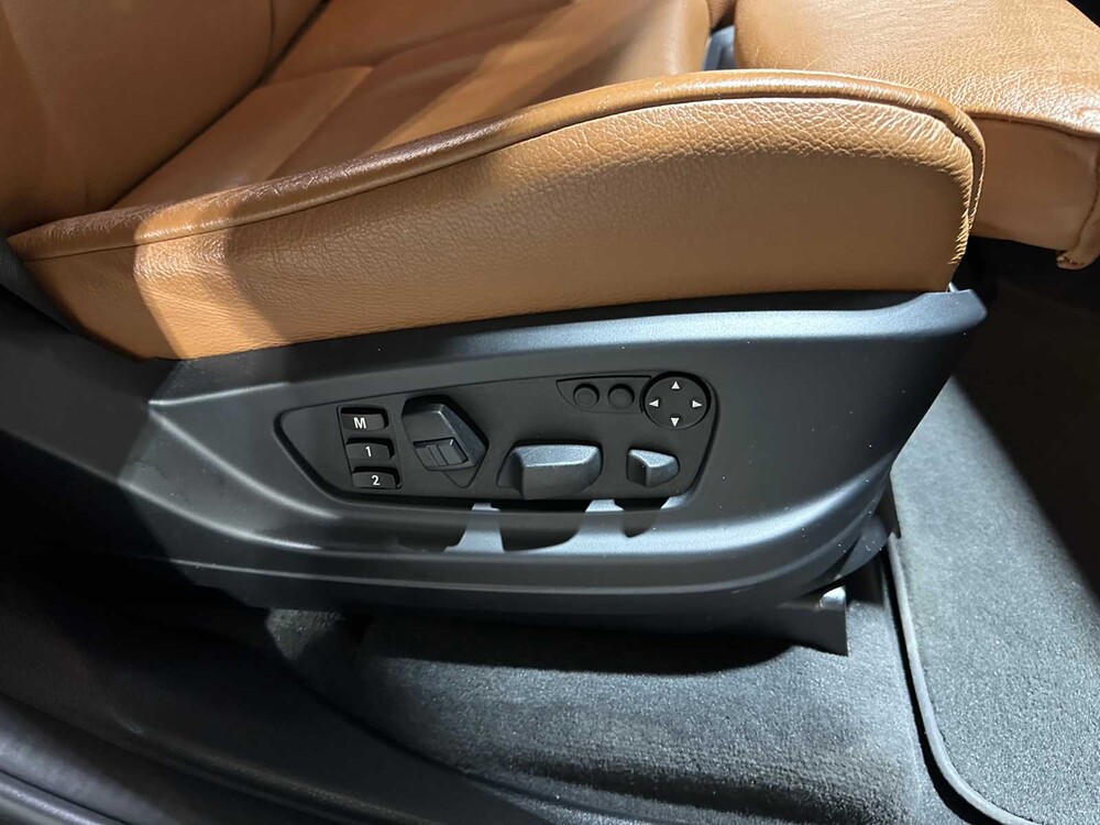 BMW X5 xDrive48i 4,8 V8 High Executive 355 PS 2007 (Original-NL), 14-XV-XN Youngtimer