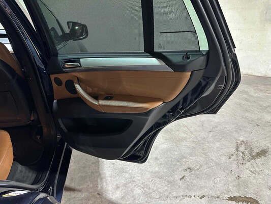 BMW X5 xDrive48i 4,8 V8 High Executive 355 PS 2007 (Original-NL), 14-XV-XN Youngtimer