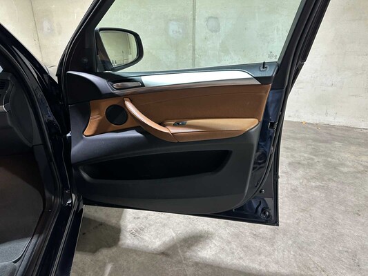 BMW X5 xDrive48i 4,8 V8 High Executive 355 PS 2007 (Original-NL), 14-XV-XN Youngtimer