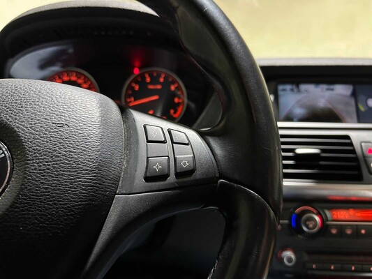 BMW X5 xDrive48i 4,8 V8 High Executive 355 PS 2007 (Original-NL), 14-XV-XN Youngtimer