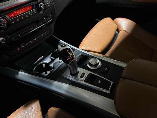 BMW X5 xDrive48i 4,8 V8 High Executive 355 PS 2007 (Original-NL), 14-XV-XN Youngtimer