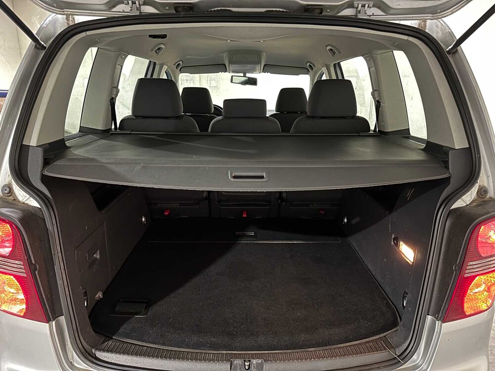 Volkswagen Touran 1,4 TSI Optive DSG 140 PS 2007, 59-TR-BR Youngtimer
