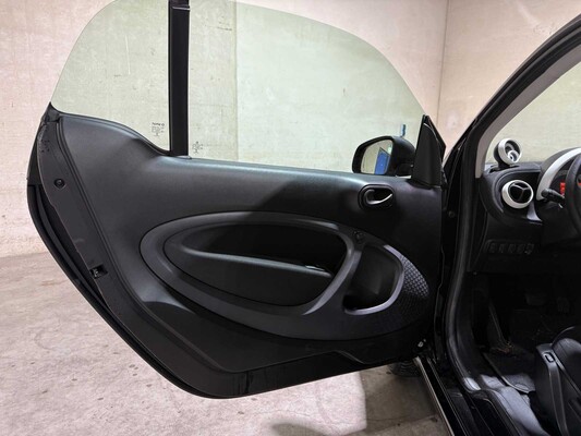 Smart fortwo EQ 18 kWh 82 PS 2019, L-112-GP