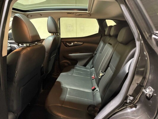 Nissan Qashqai 1.6 Tekna 164 PS 2015, JN-139-H