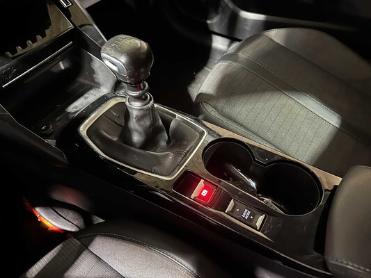 Peugeot 208 1.2 PureTech Allure 101 PS 2020, J-094-VX