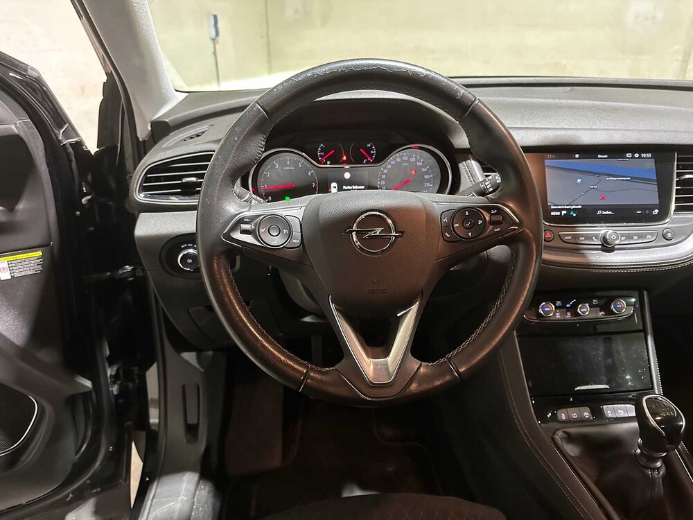 Opel Grandland X 1.2 Turbo Business Executive 131 PS 2020, J-921-TN