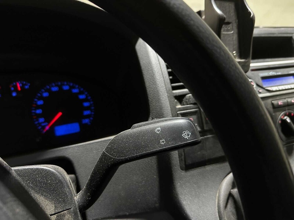 Volkswagen Transporter 1.9 TDI 300 T800Base 85 PS 2004, 95-BL-DL