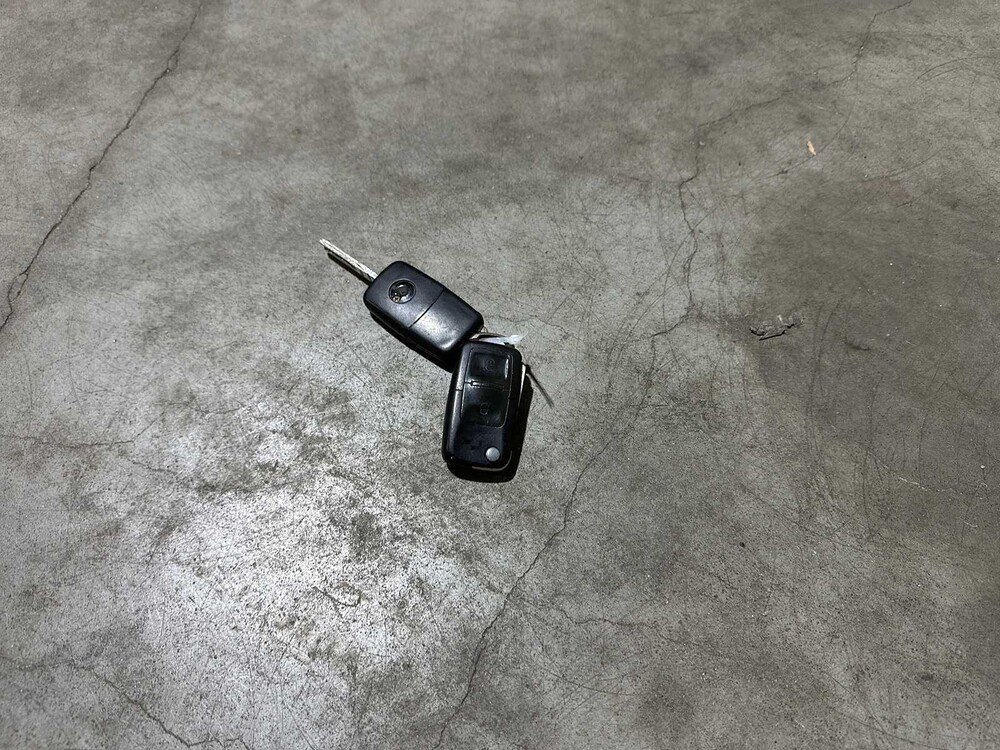 Volkswagen Transporter 1.9 TDI 300 T800Base 85 PS 2004, 95-BL-DL