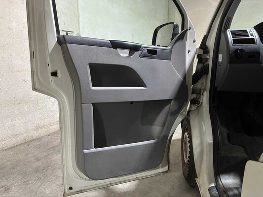 Volkswagen Transporter 1.9 TDI 300 T800Base 85 PS 2004, 95-BL-DL