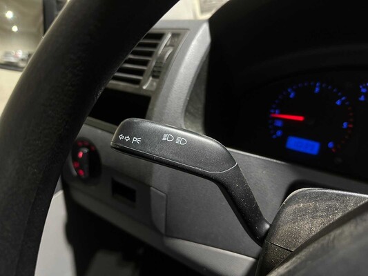 Volkswagen Transporter 1.9 TDI 300 T800Base 85 PS 2004, 95-BL-DL