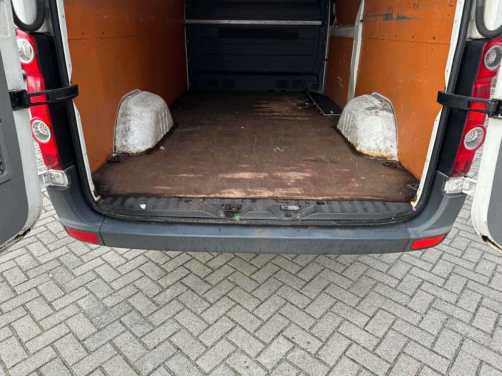 Volkswagen Crafter 35 BESTELLUNG 2,5 TDI L2H2 134 PS 2010, 5-VGS-73