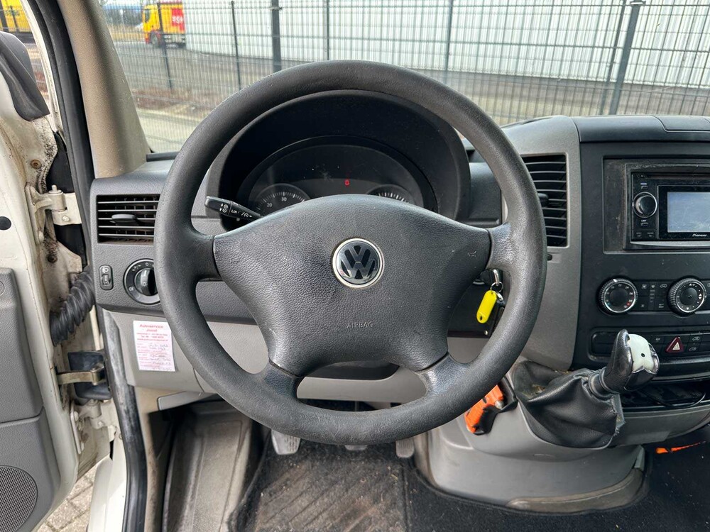 Volkswagen Crafter 35 BESTELLUNG 2,5 TDI L2H2 134 PS 2010, 5-VGS-73