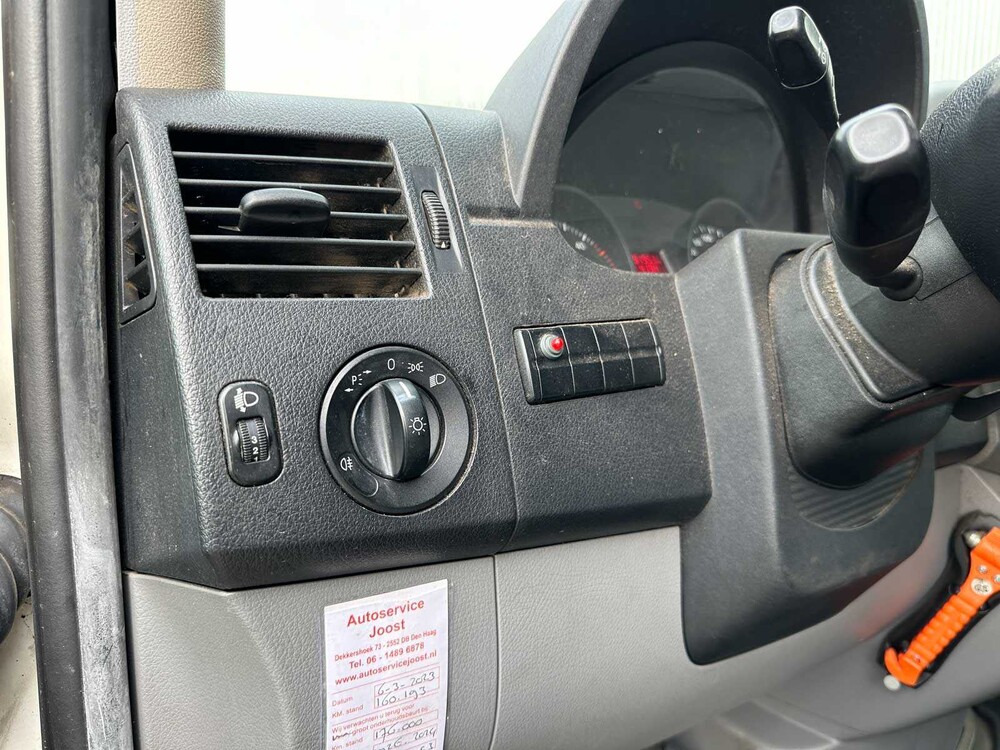 Volkswagen Crafter 35 BESTELLUNG 2,5 TDI L2H2 134 PS 2010, 5-VGS-73