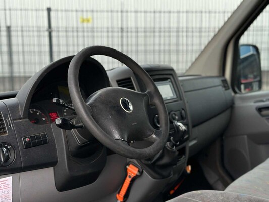 Volkswagen Crafter 35 BESTELLUNG 2,5 TDI L2H2 134 PS 2010, 5-VGS-73