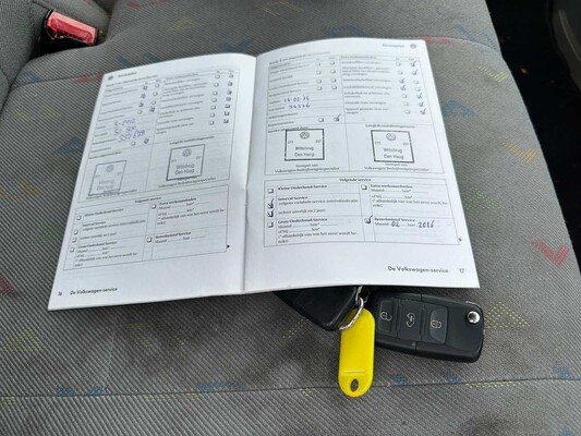 Volkswagen Crafter 35 BESTELLUNG 2,5 TDI L2H2 134 PS 2010, 5-VGS-73