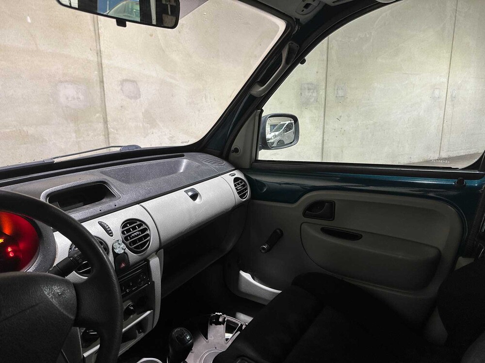 Renault Kangoo Express 1,5 dCi 65 Grand Confort Grand Volume 65 PS 2004 (Original-NL), 35-BR-JK