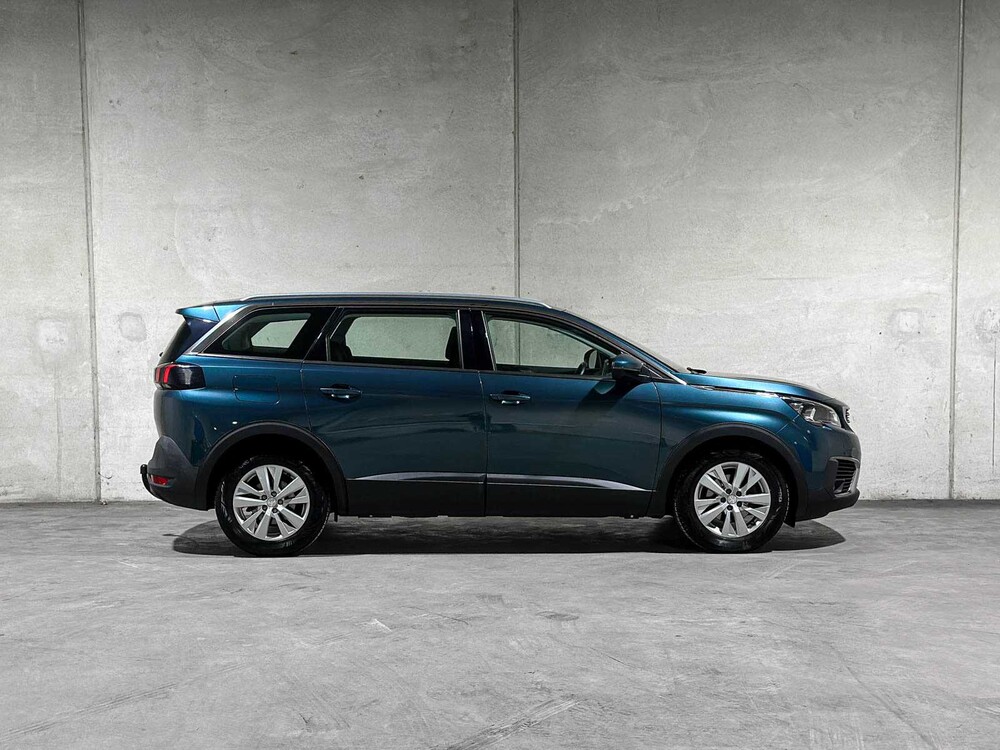 Peugeot 5008 1,2 PT BL. Executive 130 PS 2019, G-343-HN