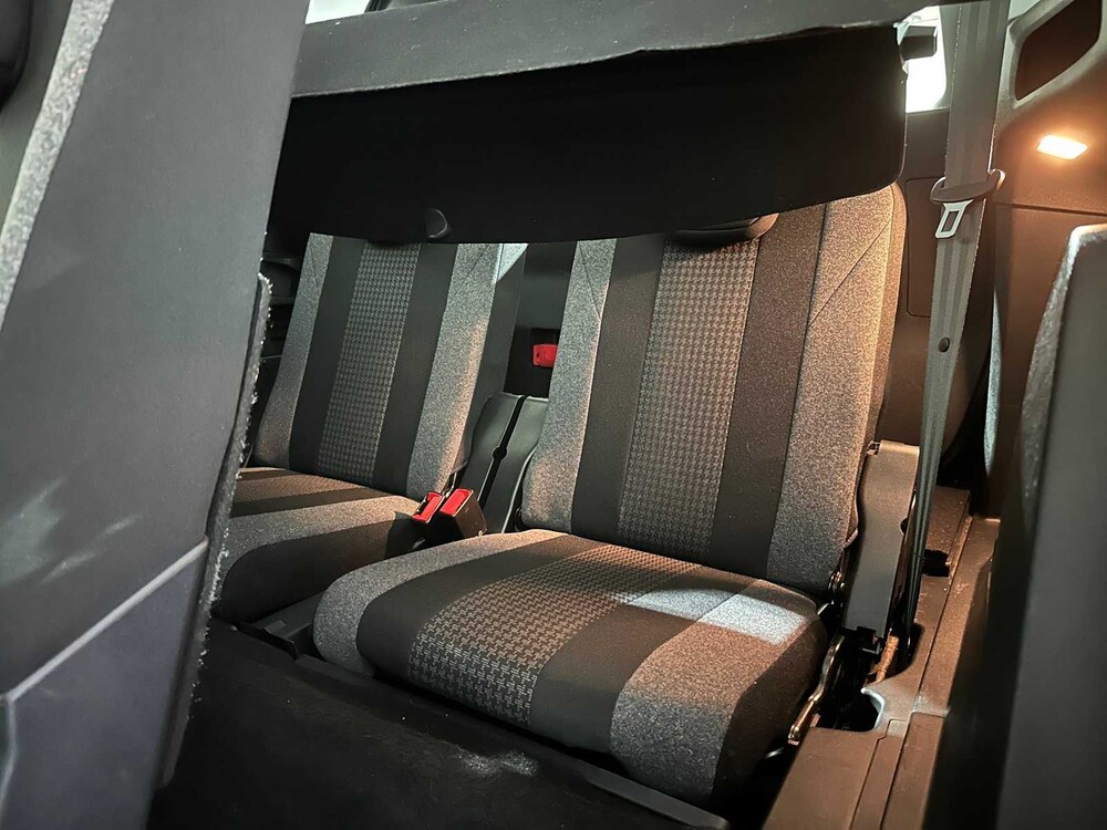 Peugeot 5008 1,2 PT BL. Executive 130 PS 2019, G-343-HN