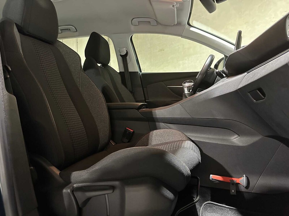 Peugeot 5008 1,2 PT BL. Executive 130 PS 2019, G-343-HN