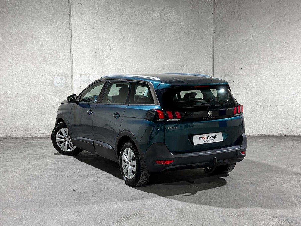 Peugeot 5008 1,2 PT BL. Executive 130 PS 2019, G-343-HN