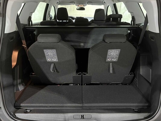 Peugeot 5008 1,2 PT BL. Executive 130 PS 2019, G-343-HN