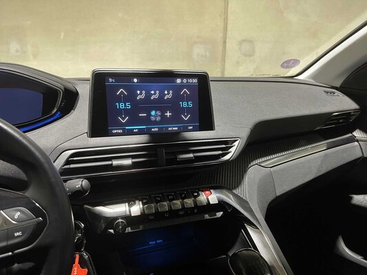 Peugeot 5008 1,2 PT BL. Executive 130 PS 2019, G-343-HN
