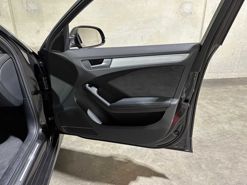 Audi A4 Avant 1.8 TFSI S Edition S-Line 170pk 2013, 88-ZRT-8