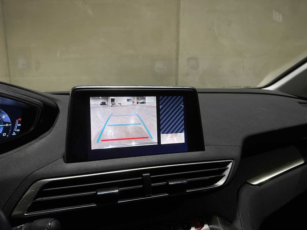 Peugeot 3008 1.2 PureTech Allure 131 PS 2017, RG-352-J