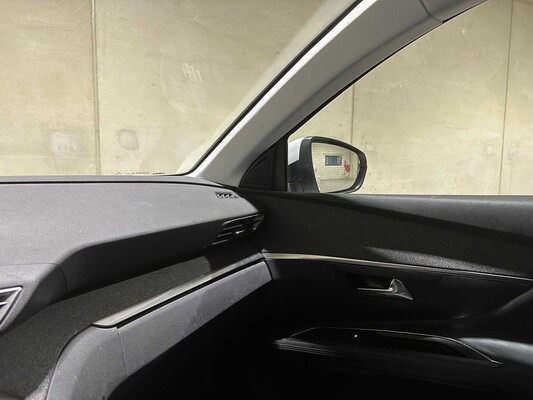 Peugeot 3008 1.2 PureTech Allure 131 PS 2017, RG-352-J