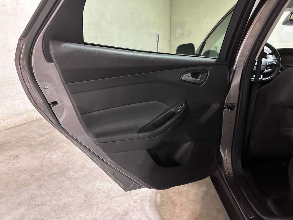 Ford Focus Kombi 1.0 Erste Edition 125 PS 2015, GX-581-Z