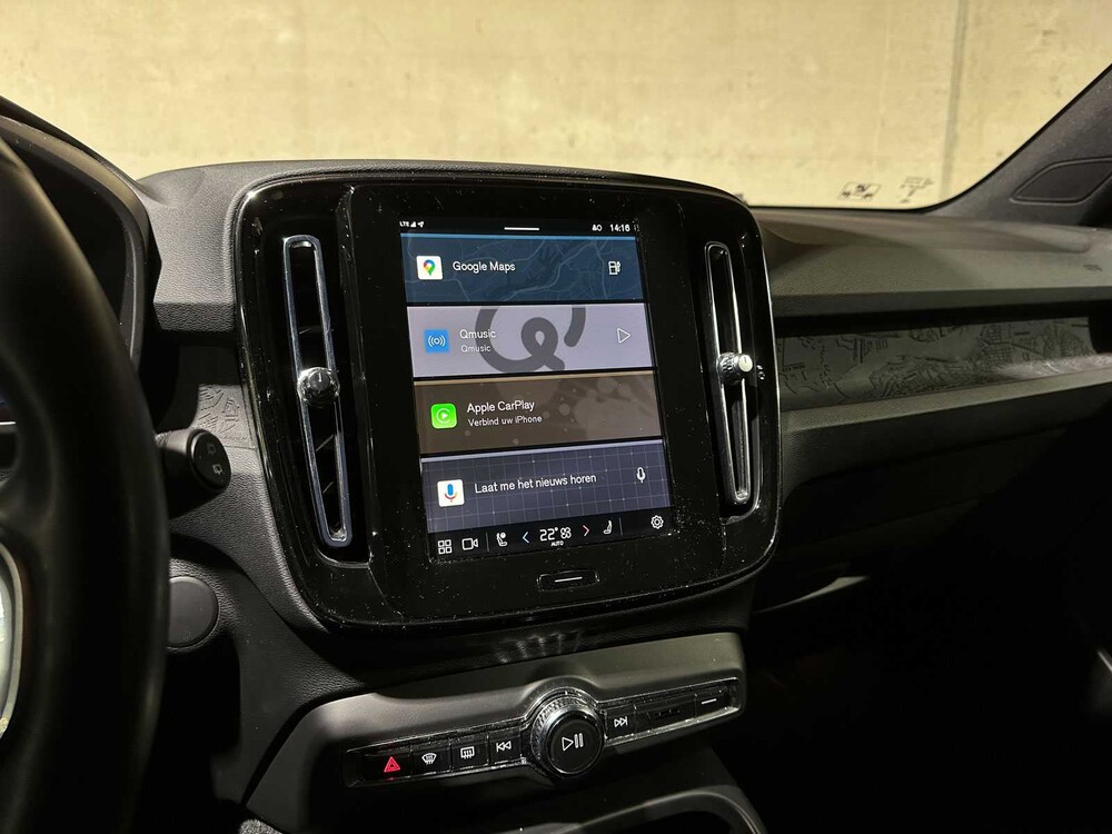 Volvo XC40 Recharge Core 70 kWh 231hp 2022 (Original-NL + 1st Owner), R-491-BZ