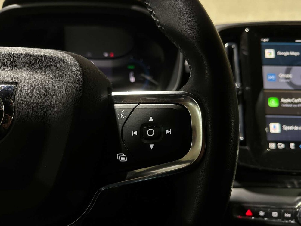 Volvo XC40 Recharge Core 70 kWh 231hp 2022 (Original-NL + 1st Owner), R-491-BZ