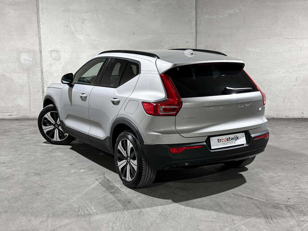 Volvo XC40 Recharge Core 70 kWh 231hp 2022 (Original-NL + 1st Owner), R-491-BZ