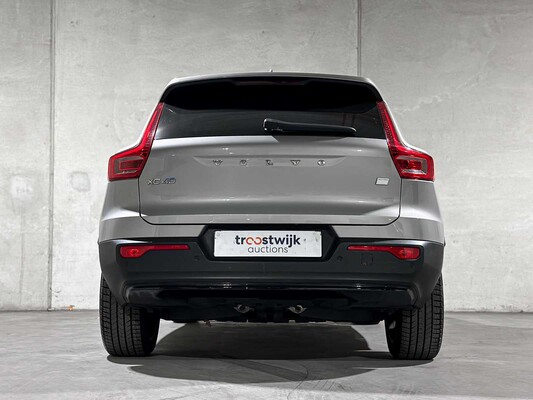 Volvo XC40 Recharge Core 70 kWh 231hp 2022 (Original-NL + 1st Owner), R-491-BZ