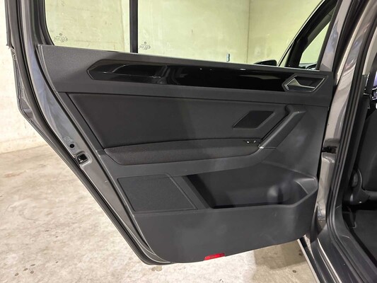 Volkswagen Touran 1.4 TSI Highline 7p 150hp 2016, JJ-339-N