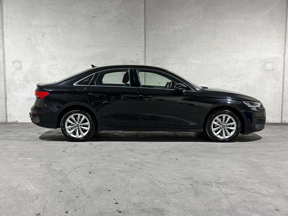 Audi A3 Saloon 35 TFSI Pro Line 150hp 2023 (Original-NL + 1st Owner), X-645-JF