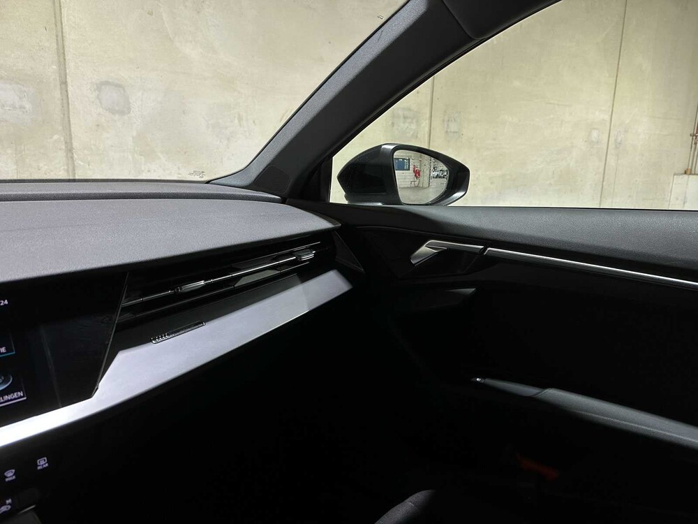 Audi A3 Saloon 35 TFSI Pro Line 150hp 2023 (Original-NL + 1st Owner), X-645-JF