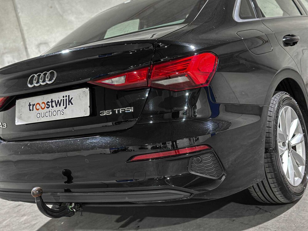Audi A3 Saloon 35 TFSI Pro Line 150hp 2023 (Original-NL + 1st Owner), X-645-JF