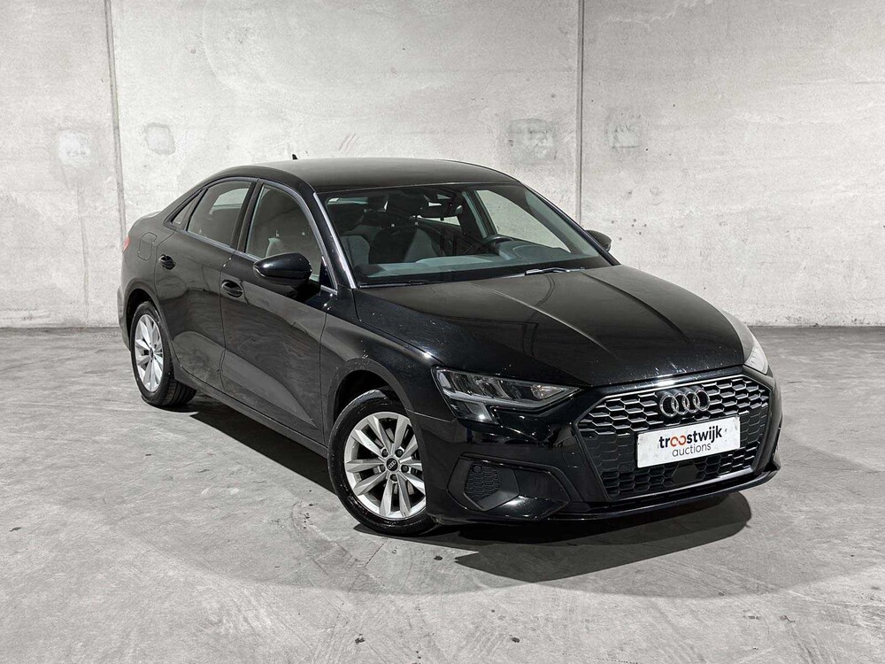 Audi A3 Saloon 35 TFSI Pro Line 150hp 2023 (Original-NL + 1st Owner), X-645-JF