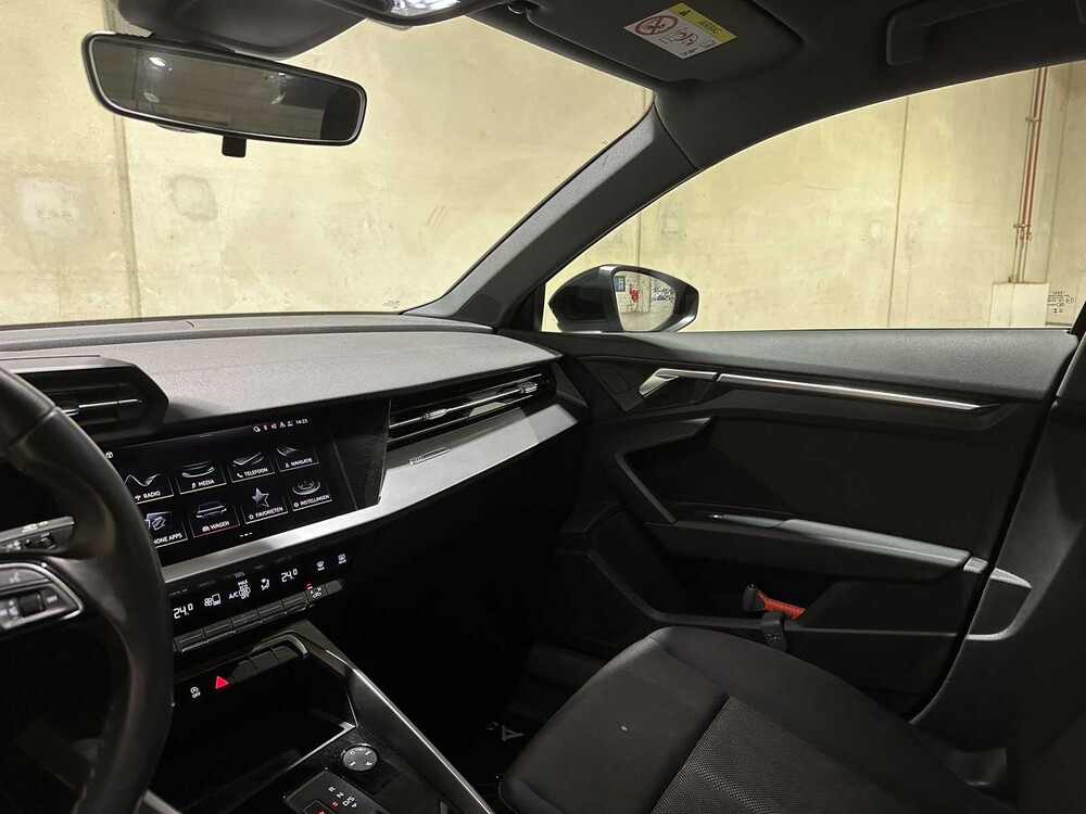 Audi A3 Saloon 35 TFSI Pro Line 150hp 2023 (Original-NL + 1st Owner), X-645-JF