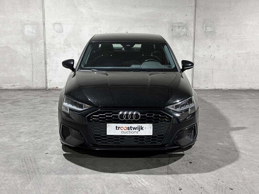 Audi A3 Limousine 35 TFSI Pro Line 150pk 2023 (Origineel-NL + 1e Eigenaar), X-645-JF